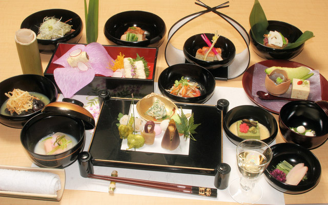 Long-established restaurants in Takayama City serving authentic vegetarian cuisine